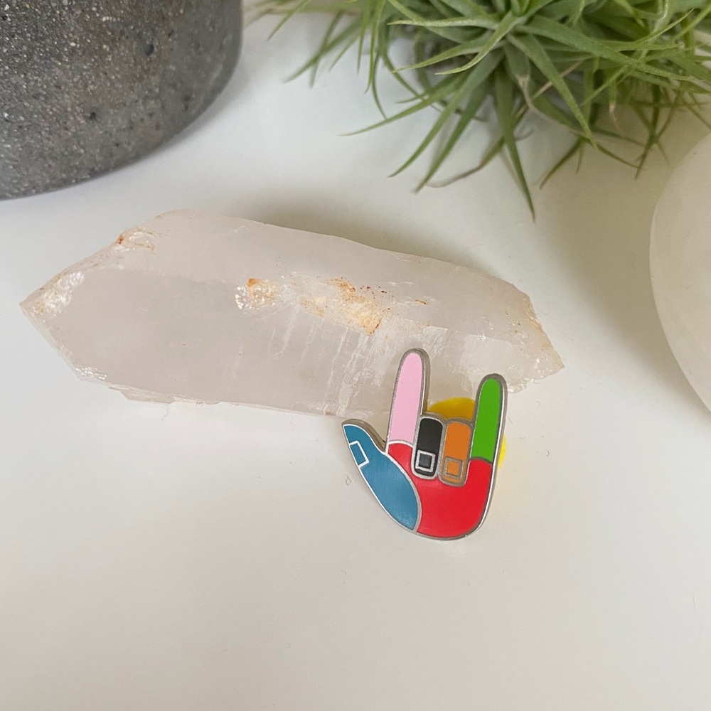ILY i love you enamel pin